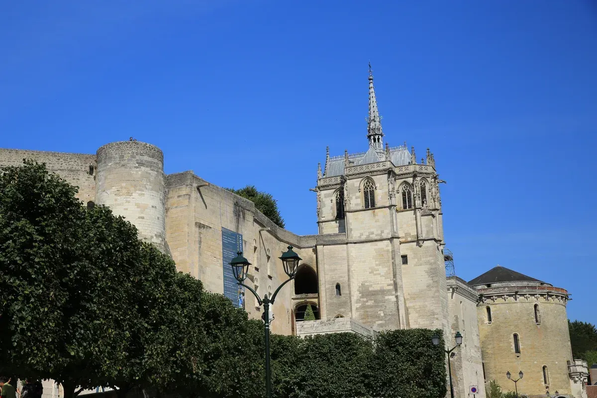 The Saint-Hubert chapel and ramparts of the Château d'Amboise, entered on a Loire Valley wine and castle tour from Paris
