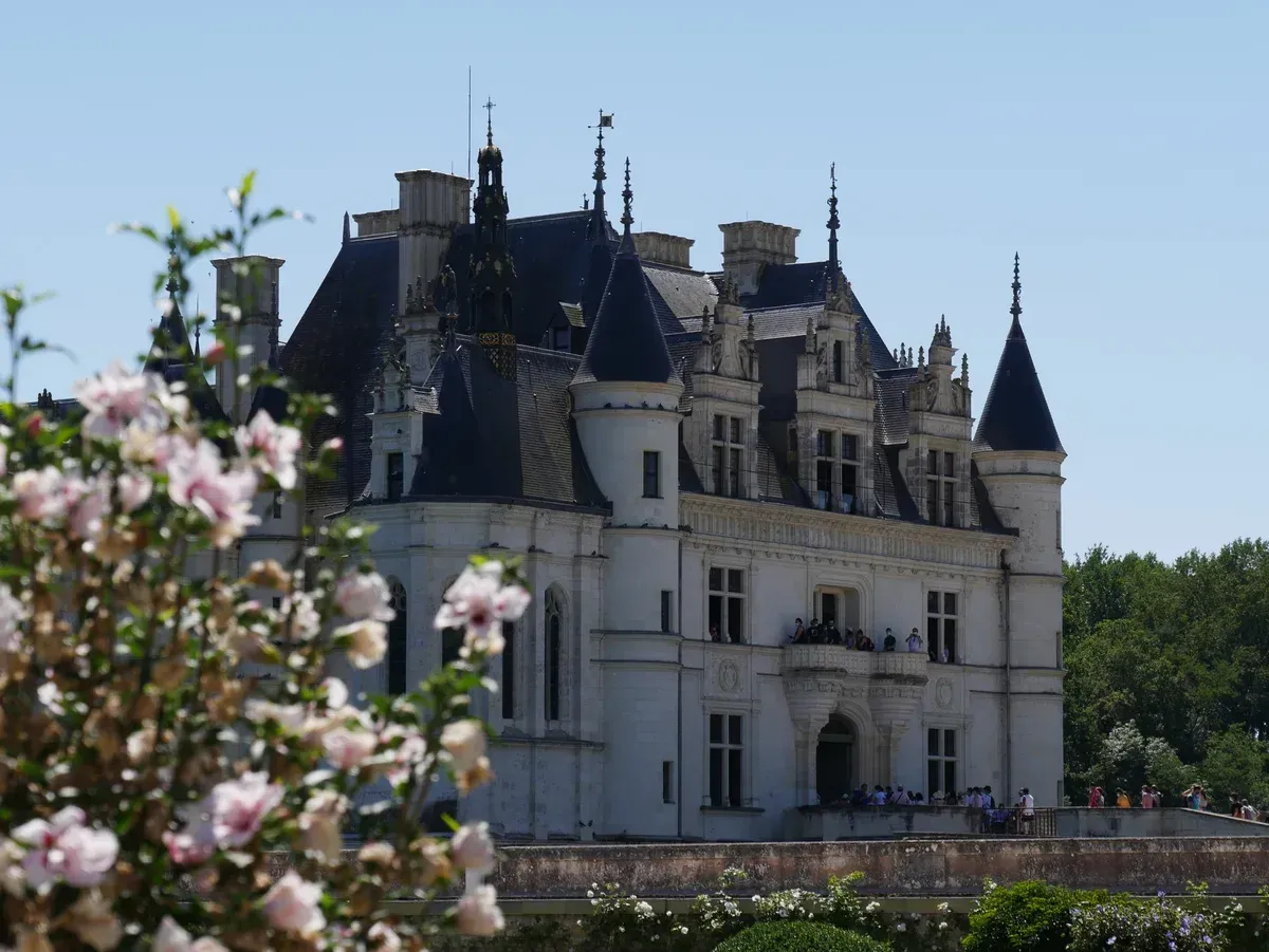 Château de Chenonceau from the garden of Diane de Poitiers, visited on a Loire Valley castle tour from Tours